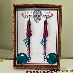 Fashion earrings
